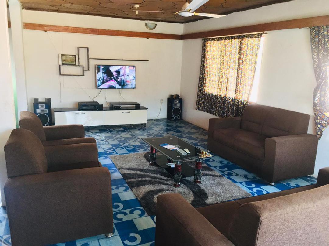 Feel At Home & Be Close To The Labadi Beach Accra Exterior photo